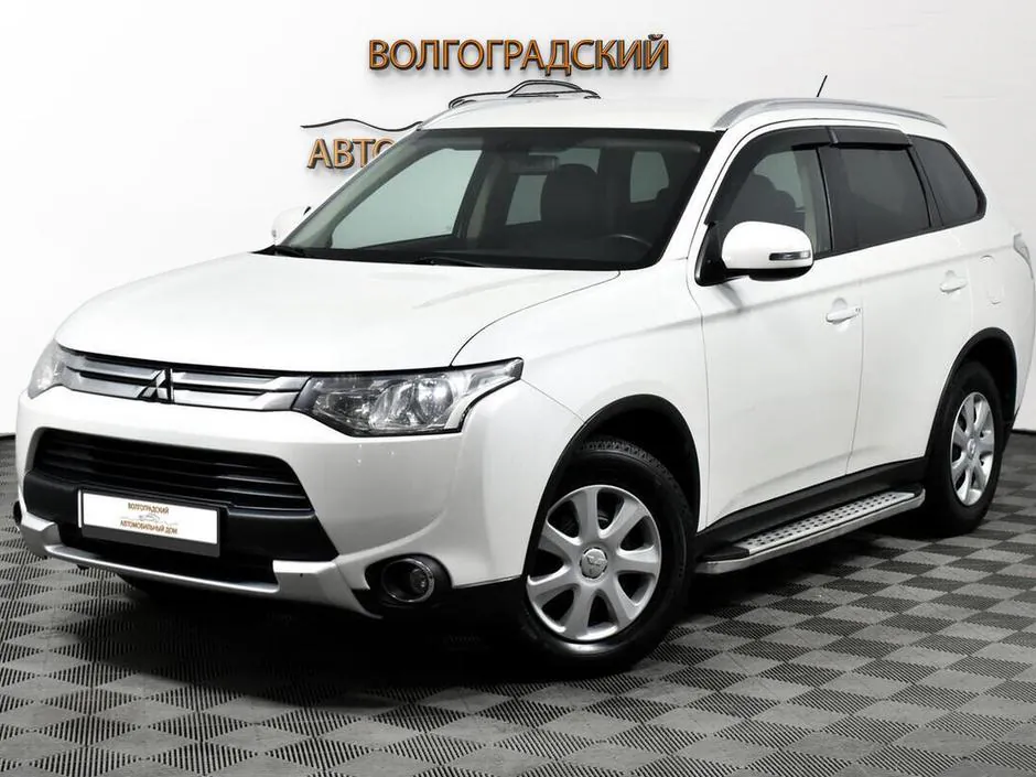 Mitsubishi Outlander, 2014