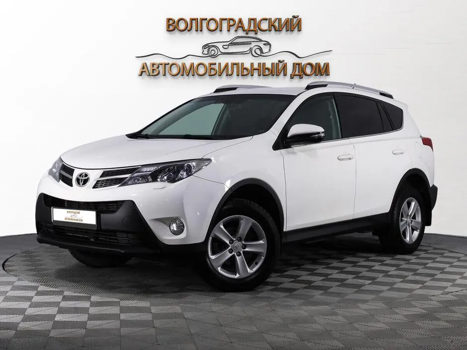 Toyota RAV4, 2013